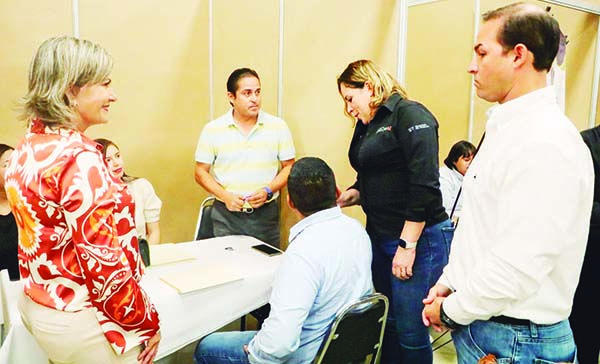 Ofertan 550 vacantes en la Feria del Empleo