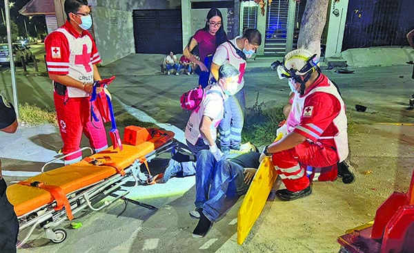 Pierde el motor del carro y sale en pie de la unidad