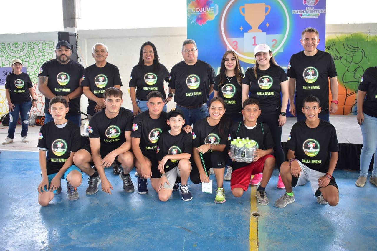 Festejan con rally mes de la juventud