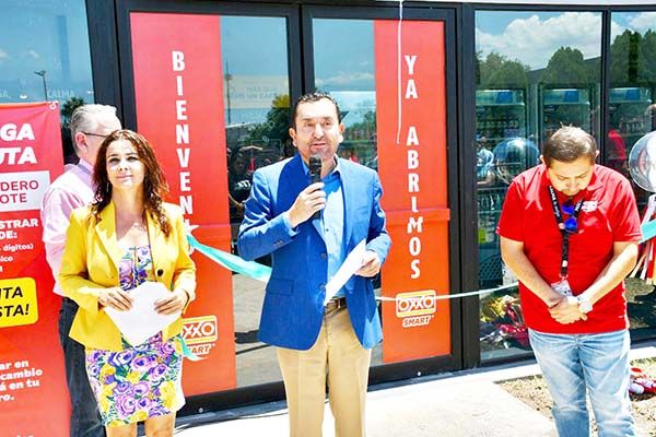 Abren filial de OXXO al interior de UTC