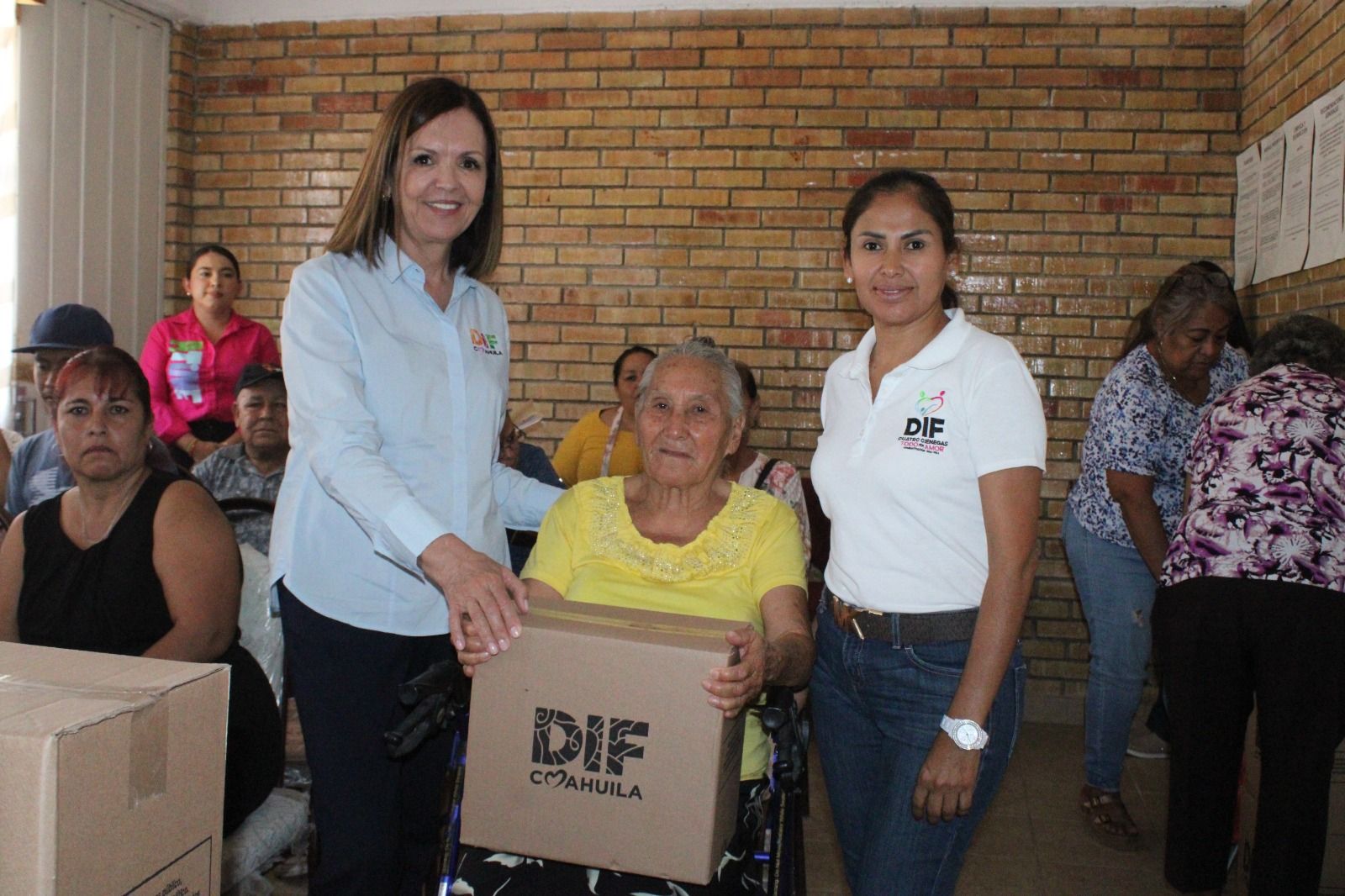 Entrega DIF Ciénegas apoyos alimentarios