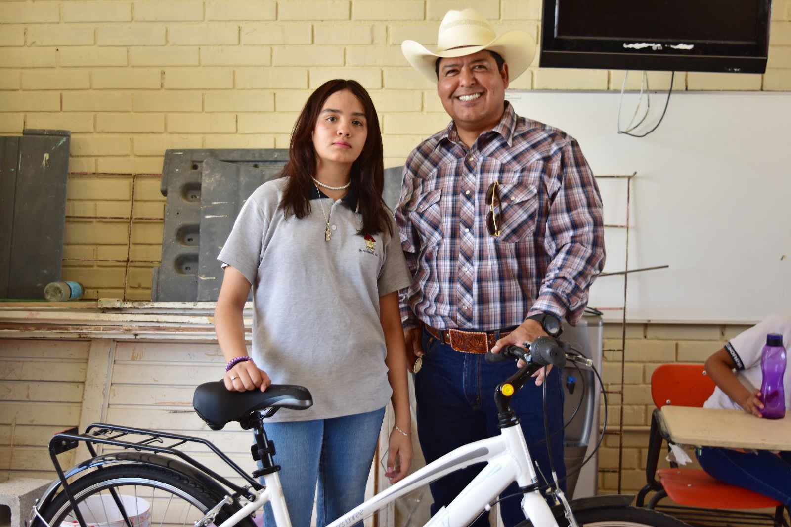 Dona World Vision bicicletas en ejidos
