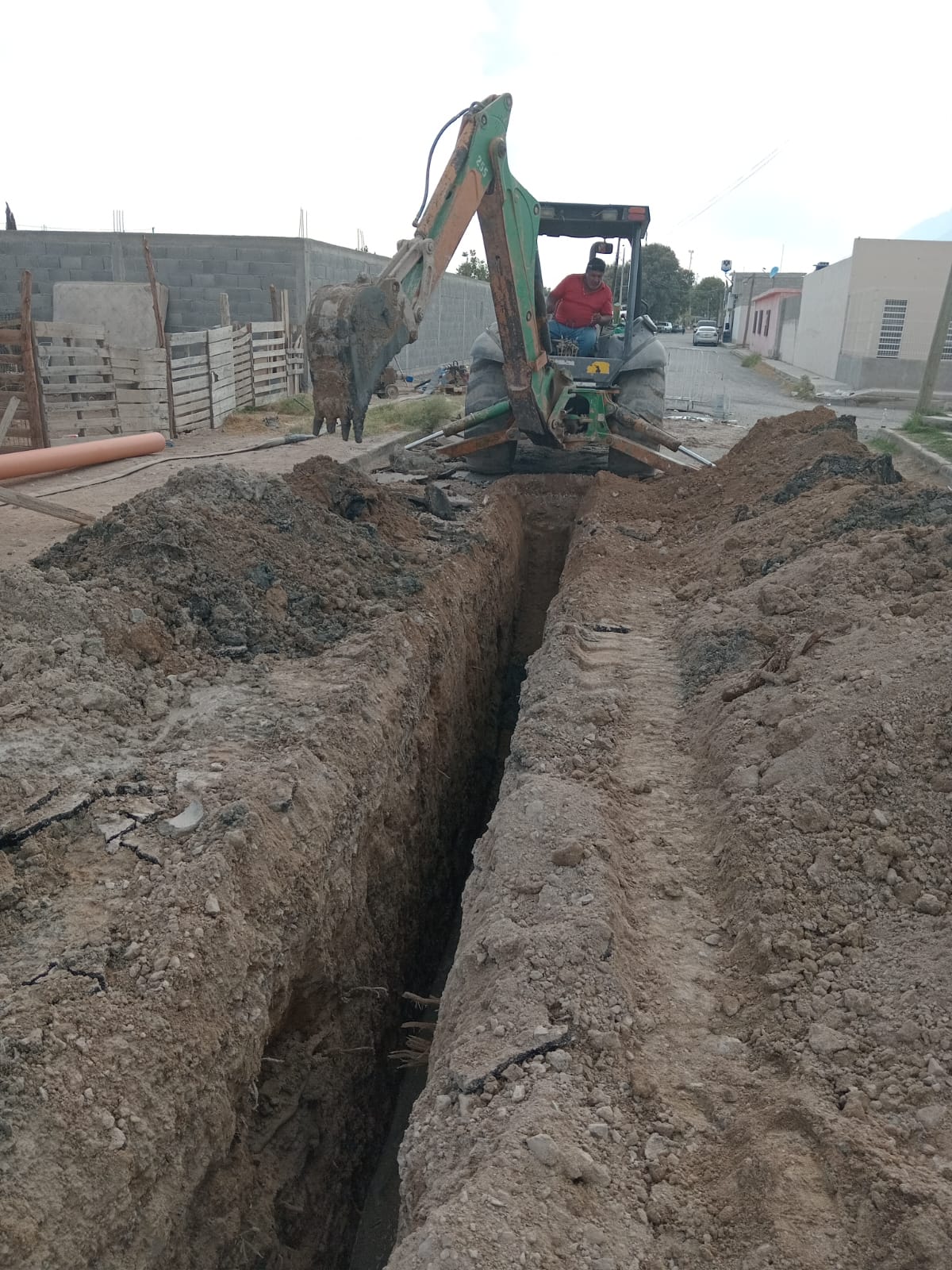 Avanza reemplazo de tubería en 4 Ciénegas
