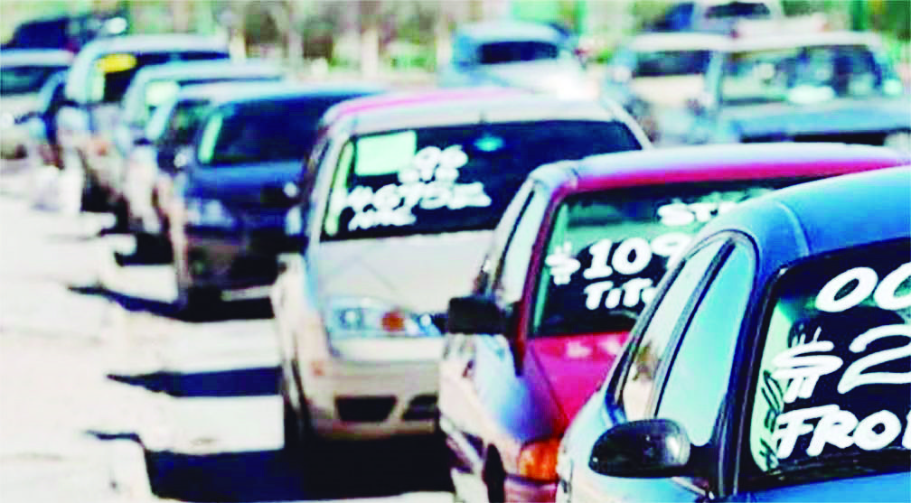 Piden no usar calles como lotes de autos