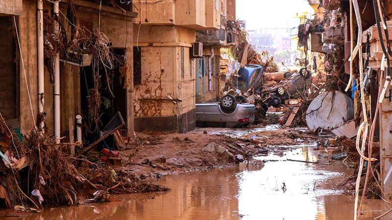 Inundaciones en Libia ‘arrasan’ con vecindarios; hay 10 mil desaparecidos