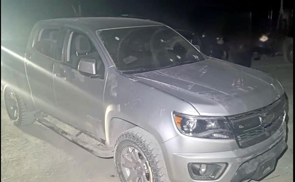Policías desatan la huída de pistoleros