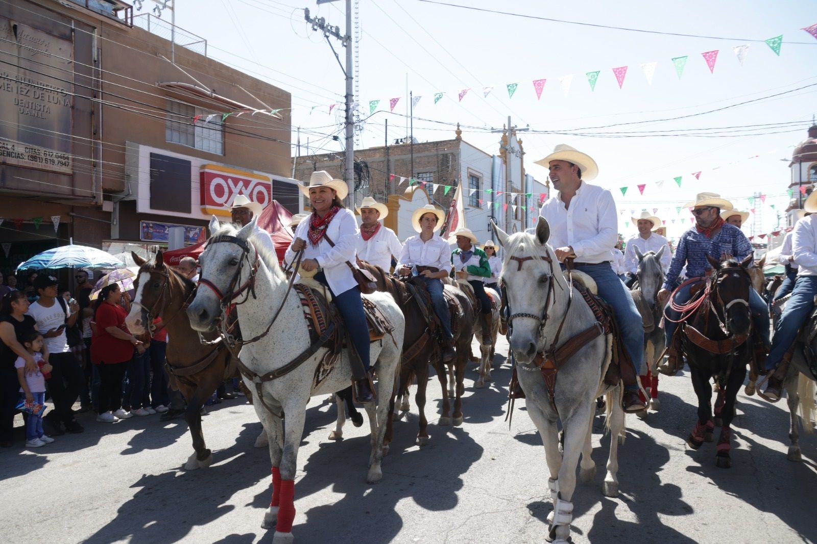 ENCABEZARON EL GOBERNADOR ELECTO MANOLO JIMÉNEZ Y LA ALCALDESA DIANA HARO