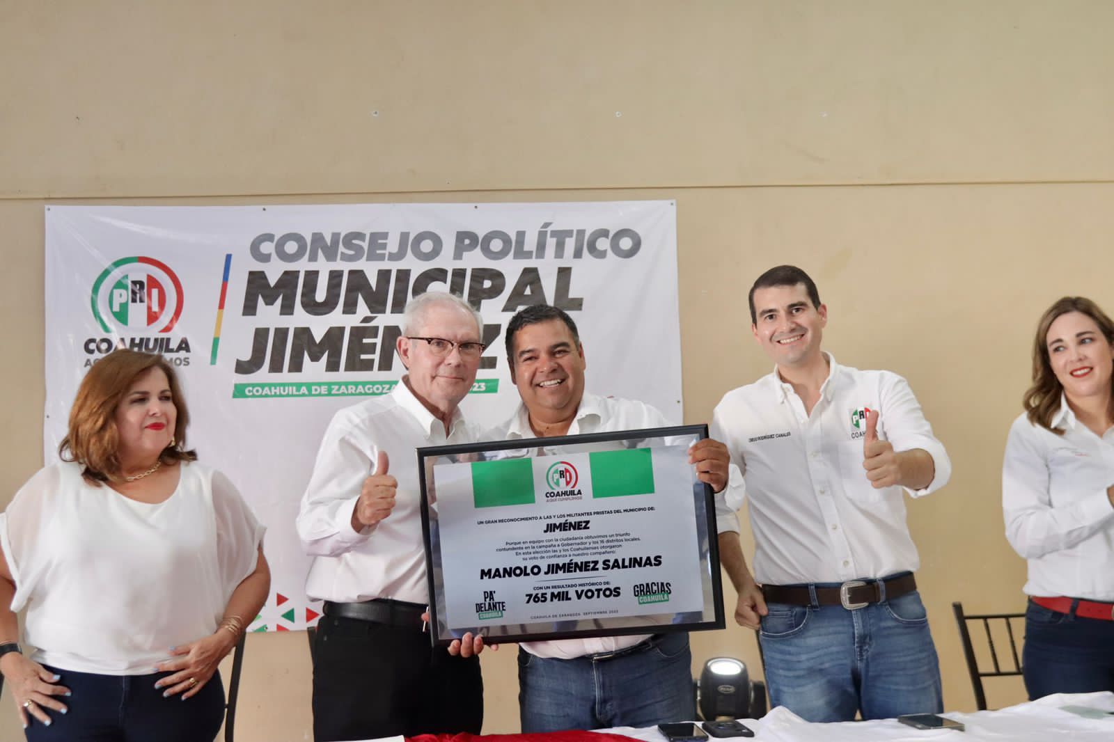 Tenemos un PRI fuerte y unido.- Carlos Robles Loustaunau