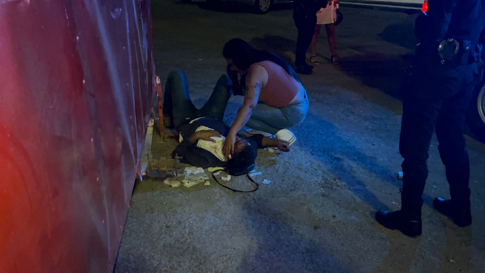 Clausuran bar tras riña en su interior