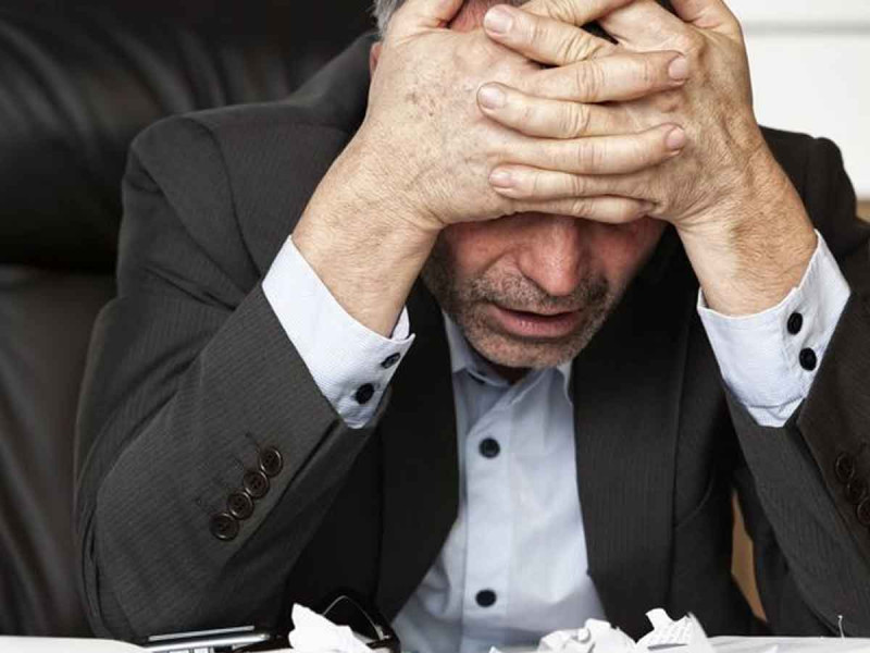 Estudio de Harvard revela los trabajos que generan más infelicidad
