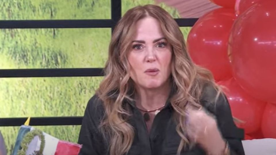Andrea Legarreta enfurece en el programa Hoy, defiende a Mónica Noguera tras escándalo de infidelidad: «¡ya basta!»