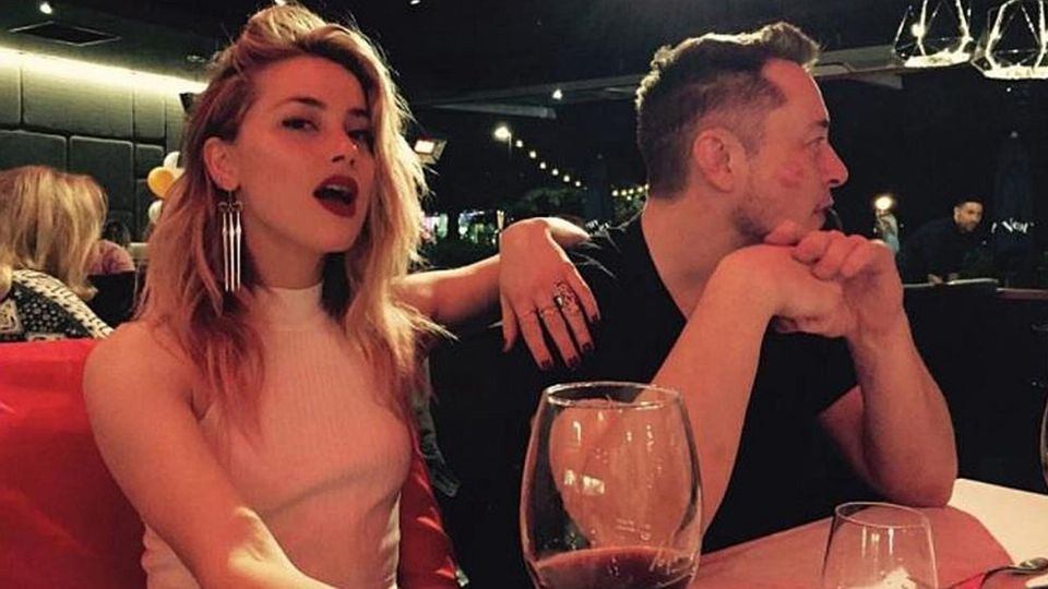 Critican a Elon Musk por difundir foto de Amber Heard en cosplay de «Mercy», del videojuego «Overwatch»