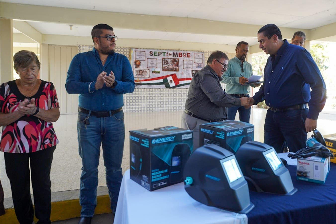 EQUIPAN SECUNDARIA TÉCNICA RAMOS ARIZPE CON “MEJORA TU ESCUELA”