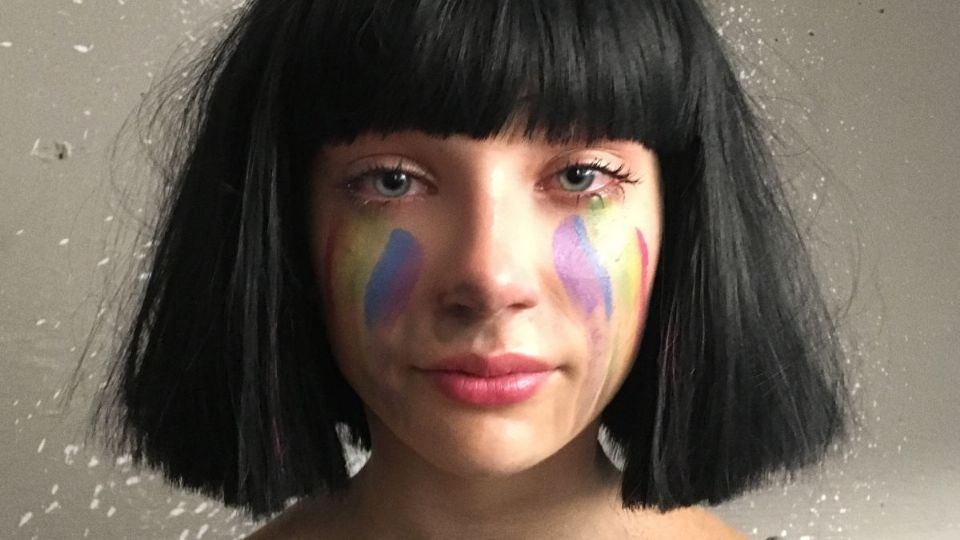 ¿Te identificas? Sia sufrió una depresión amorosa que la tumbó en la cama por 3 años
