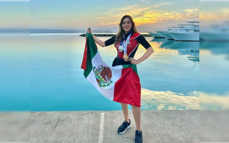 Coahuilense, conquista el Mar Rojo