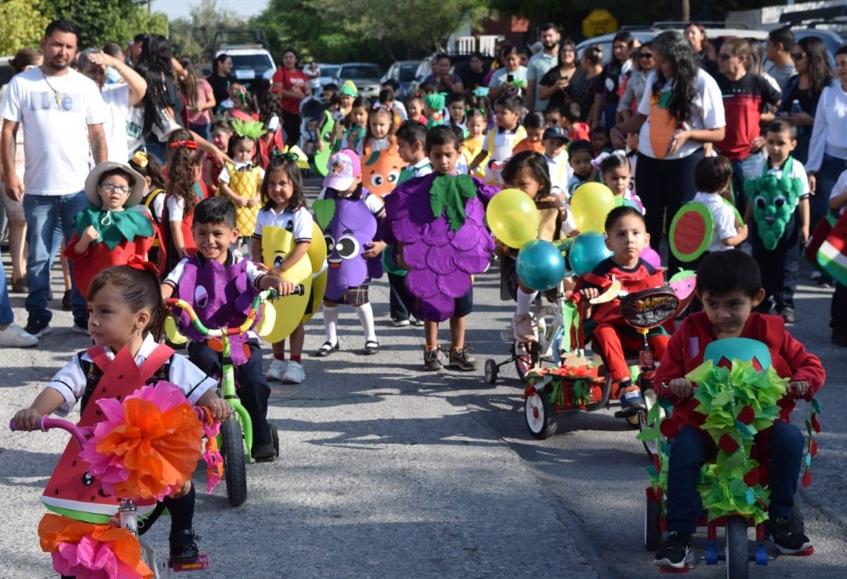 Marchan a favor de alimentos saludables