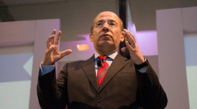 Acusa Felipe Calderón Gobierno gastó el Fonden en «caprichos»