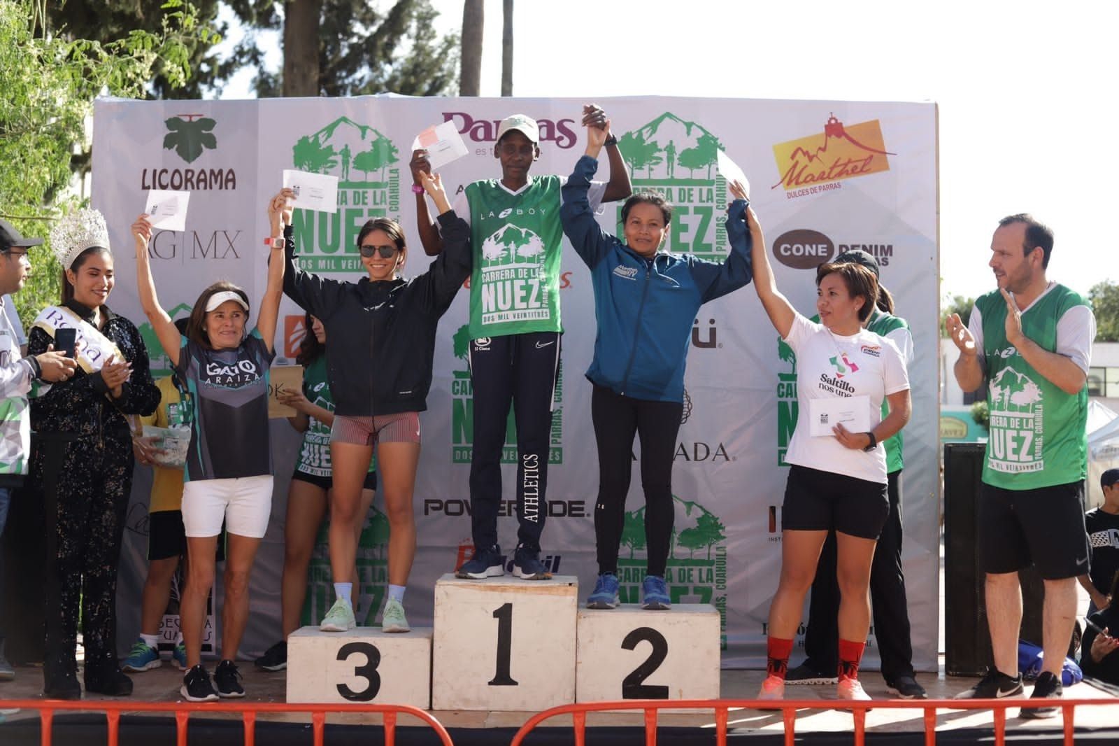 Dominan el podio atletas kenianos