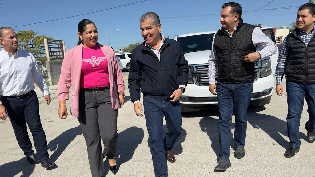 Entrega Mandatario beneficios sociales y reconoce apoyo de la sociedad a su gobierno