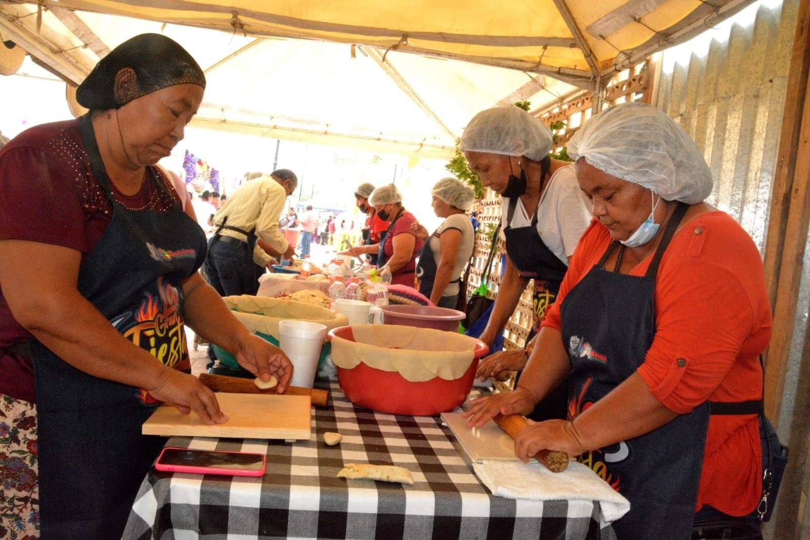 Convoca Sabinas a ´Fiesta del Becerro´