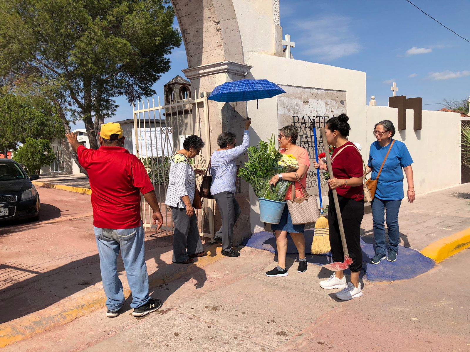 Adelanta frente frío visita a los panteones