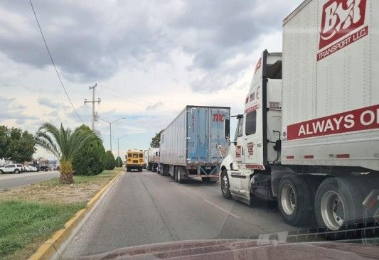 Adelantan empresas cruce de mercancías