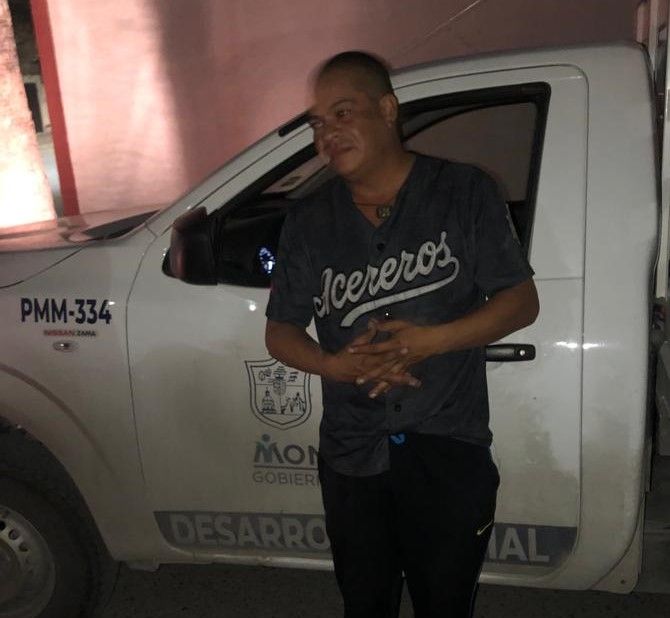Sancionan a funcionario por chocar ebrio unidad