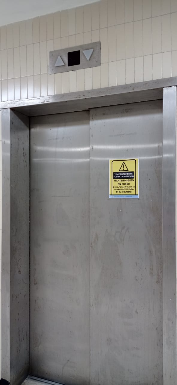 Saturada Urgencias por nueva falla de elevador