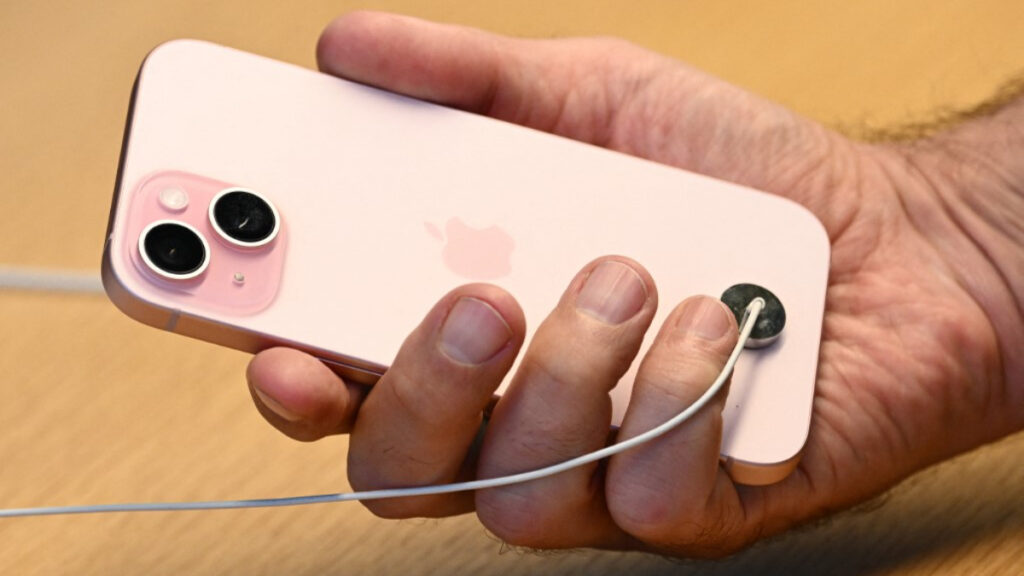Por qué se sobrecalienta tu nuevo iPhone 15
