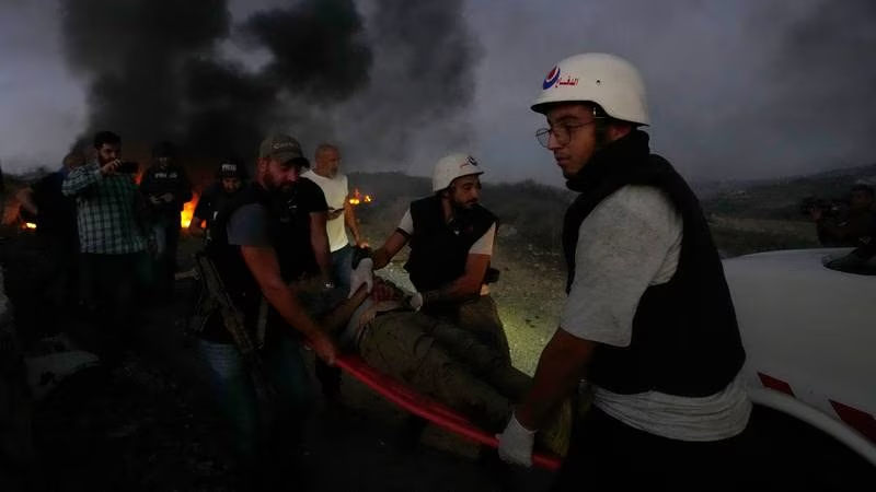 Israel lanza ataque aéreo en frontera con Líbano; un periodista muere y otros 6 están heridos