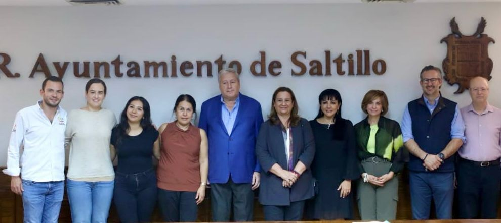 Entregará Chema Fraustro a 500 saltillenses aparatos auditivos