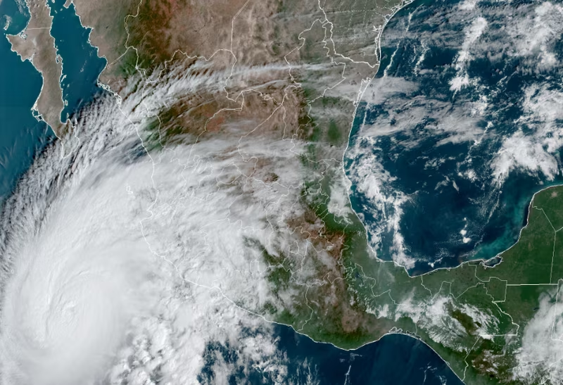 Huracán Norma ‘golpeará’ 2 veces territorio mexicano: ¿Qué municipios afectará? Esta es su trayectoria