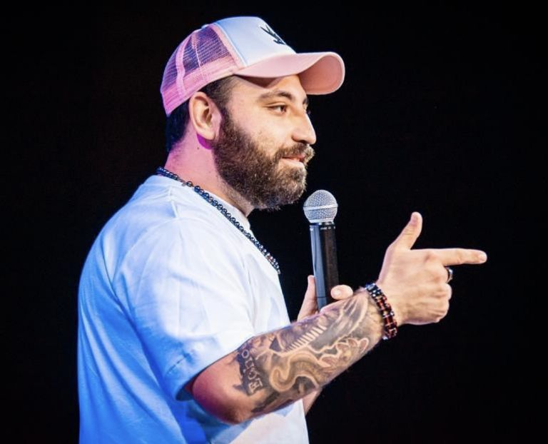 El comediante Slobotzky se lanza contra Pedrito Sola tras criticar al Escorpión Dorado: «25 años hablando mal de la gente»
