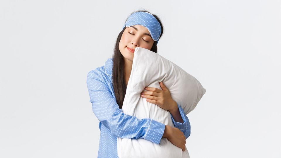 ¿No puedes dormir?, comer esta fruta podría ser la solución a todos tus problemas