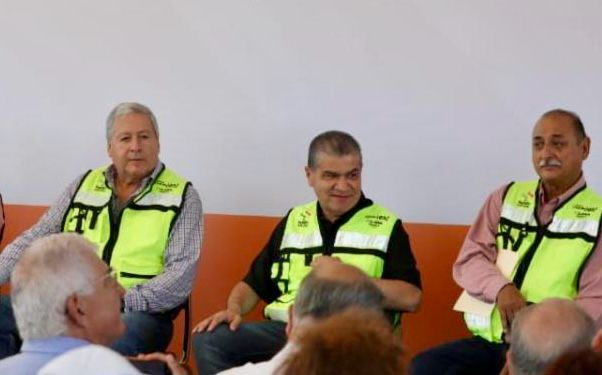 Concluye recarpeteo en Pérez Treviño; seguirá Chema Fraustro con Castelar
