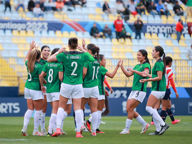 ¡Tricolor femenil pone el ejemplo! A semis con paso perfecto