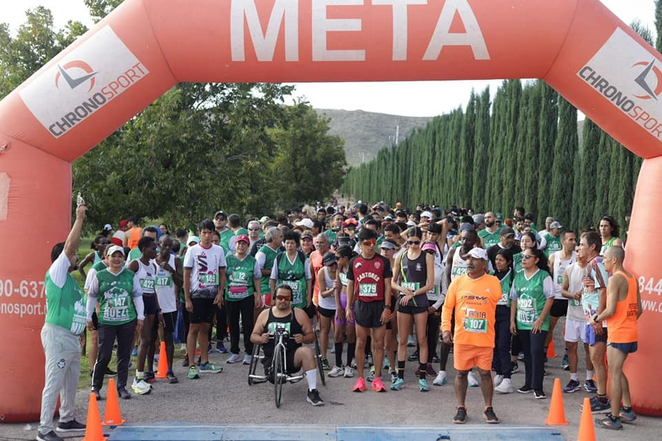 SE POSICIONAN KENIA, PARRAS, SALTILLO Y TORREÓN EN CARRERA DE LA NUEZ