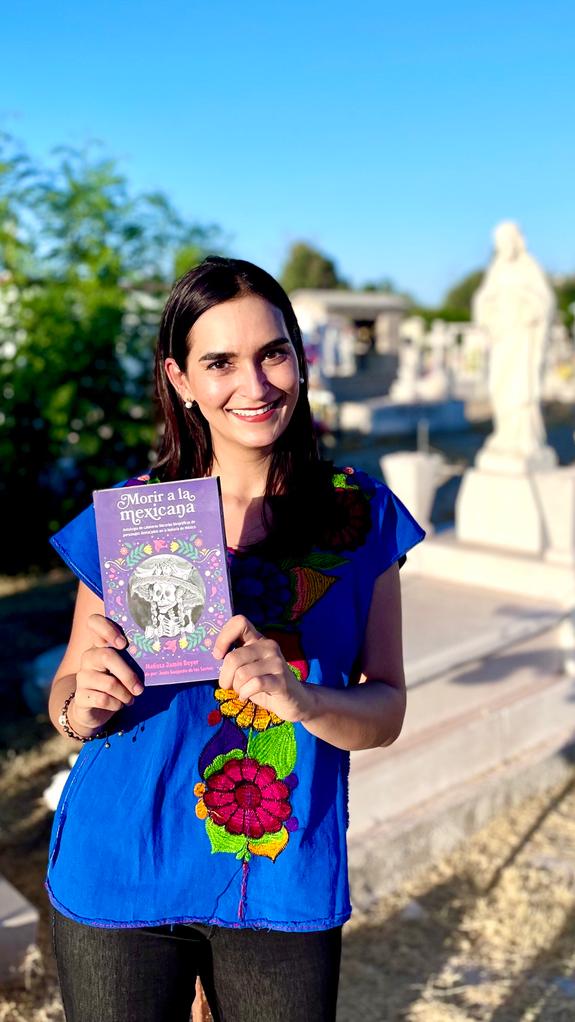 Presentará artista libro “Morir a la Mexicana”