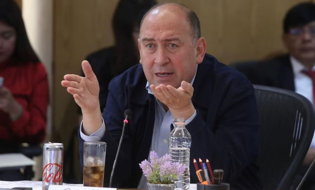 Rubén Moreira denuncia intentos de hackeo de sus redes sociales