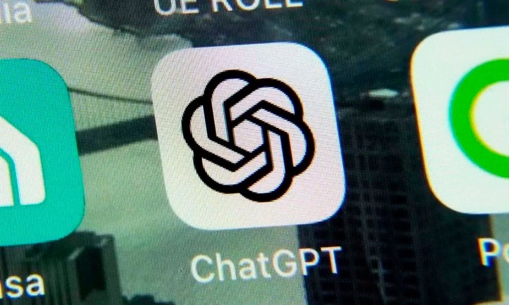 Reportan fallas en la plataforma de ChatGPT