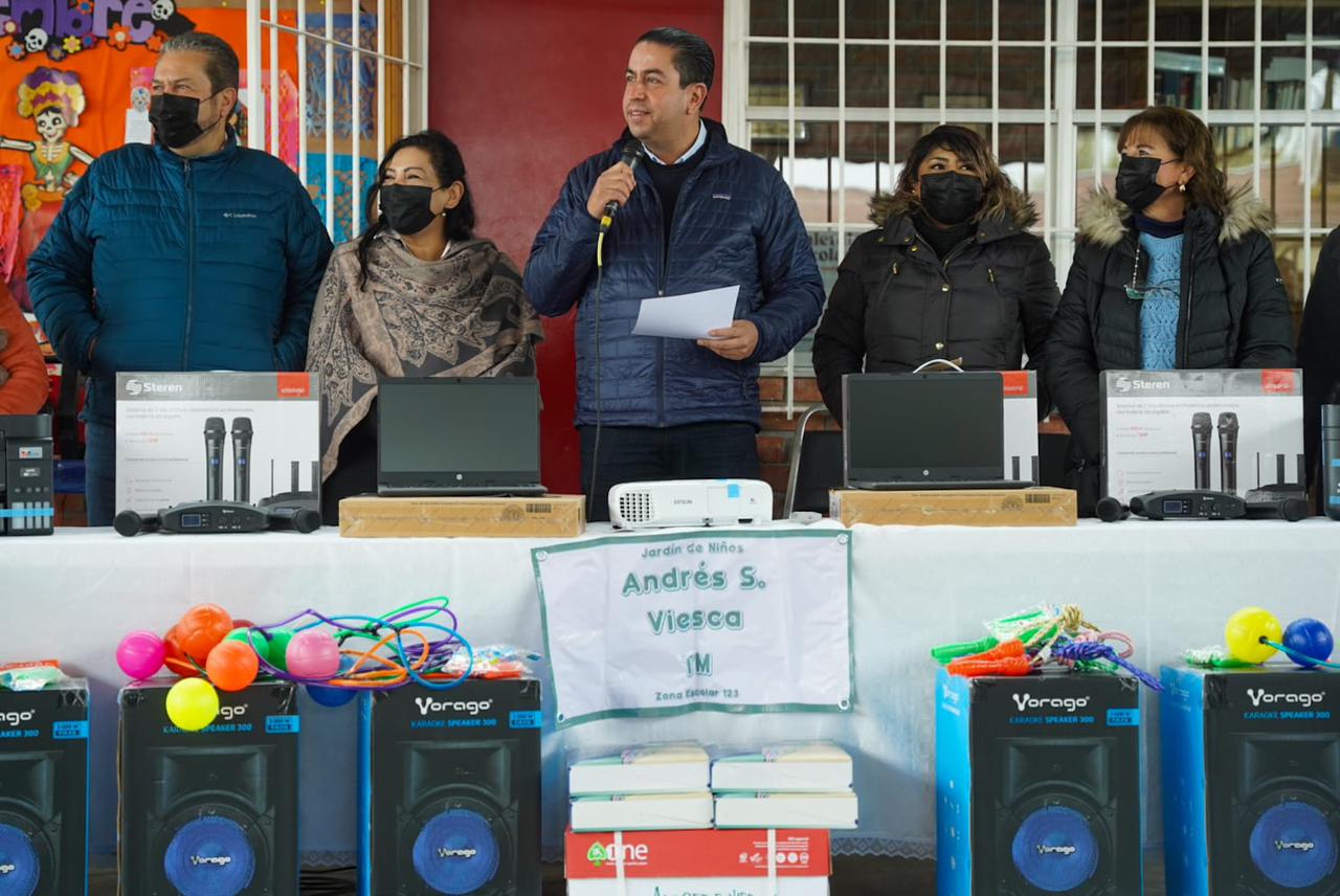 Equipa Chema a Jardín de Niños En beneficio de 298 estudiantes del plantel educativo