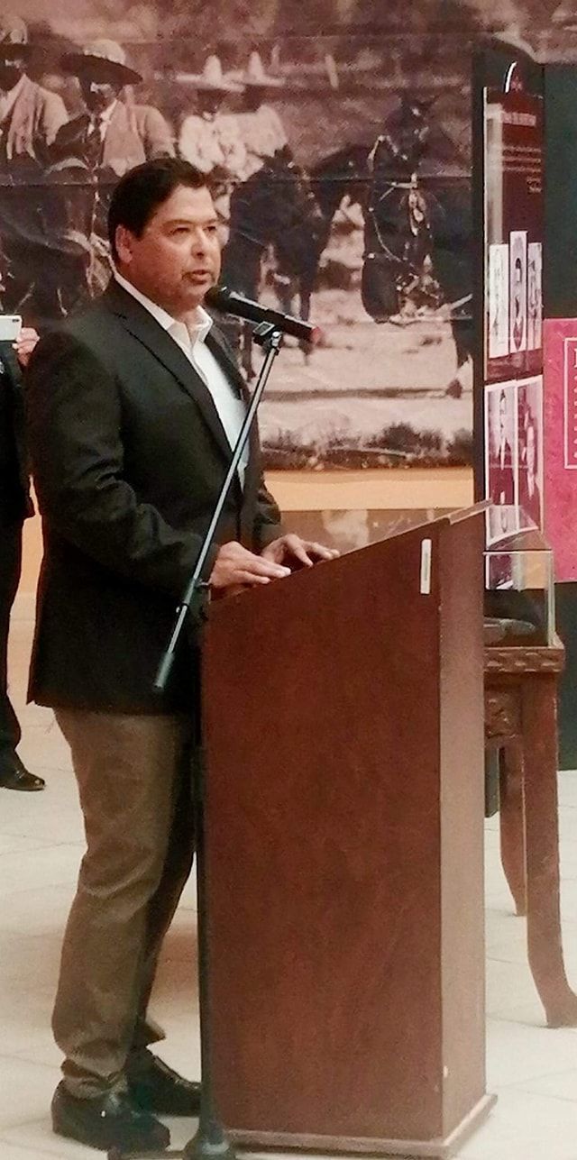 Rinden homenaje a héroe revolucionario