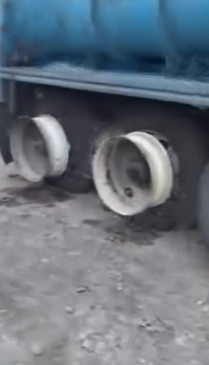 Ladrones roban 4 llantas a tráiler