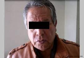 Extorsionó Leocadio a más de 300 trabajadores de VU