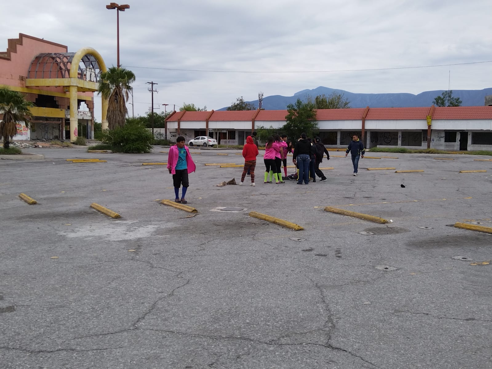 Durante batalla campal fue lesionada jovencita
