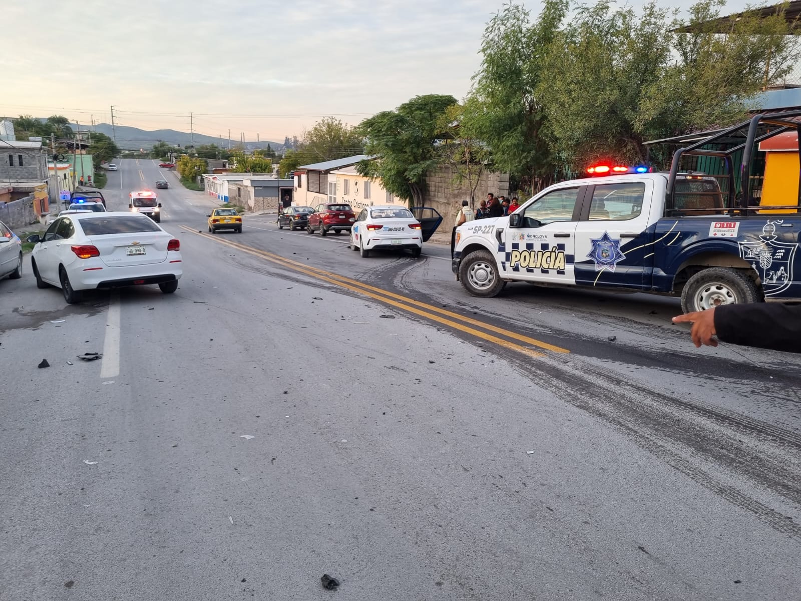 Cuantiosos daños causa accidente