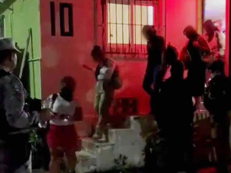 Rescatan a cinco mujeres y a un menor de edad víctimas de trata en Cancún
