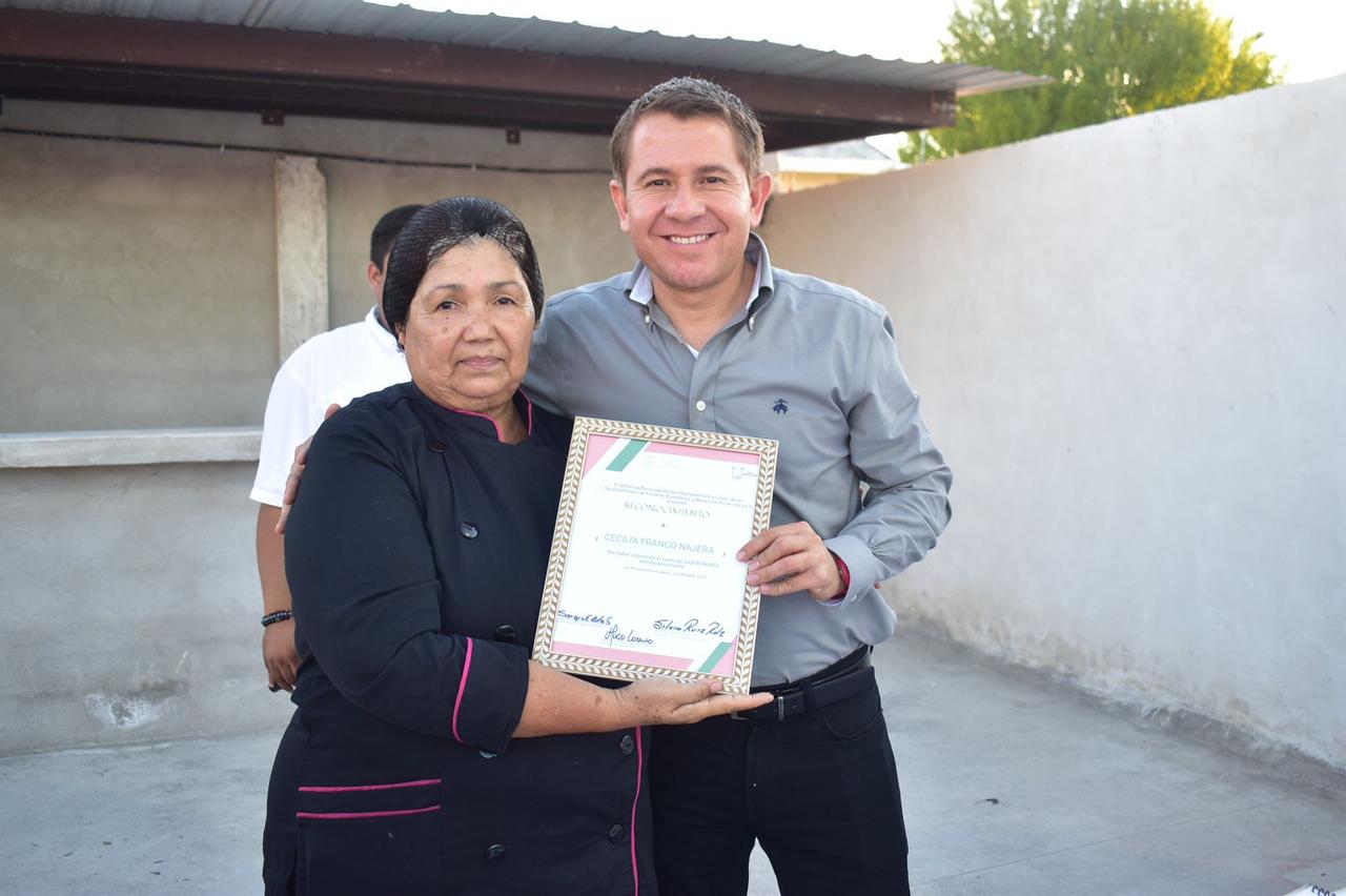 Concluye SB, exitoso curso de gastronomía