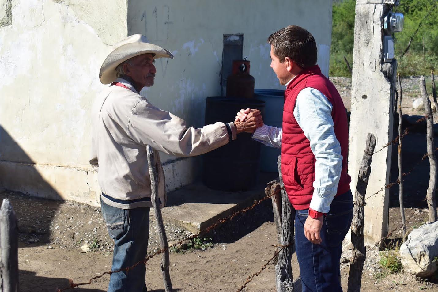 Visita alcalde a Ejido San Blas