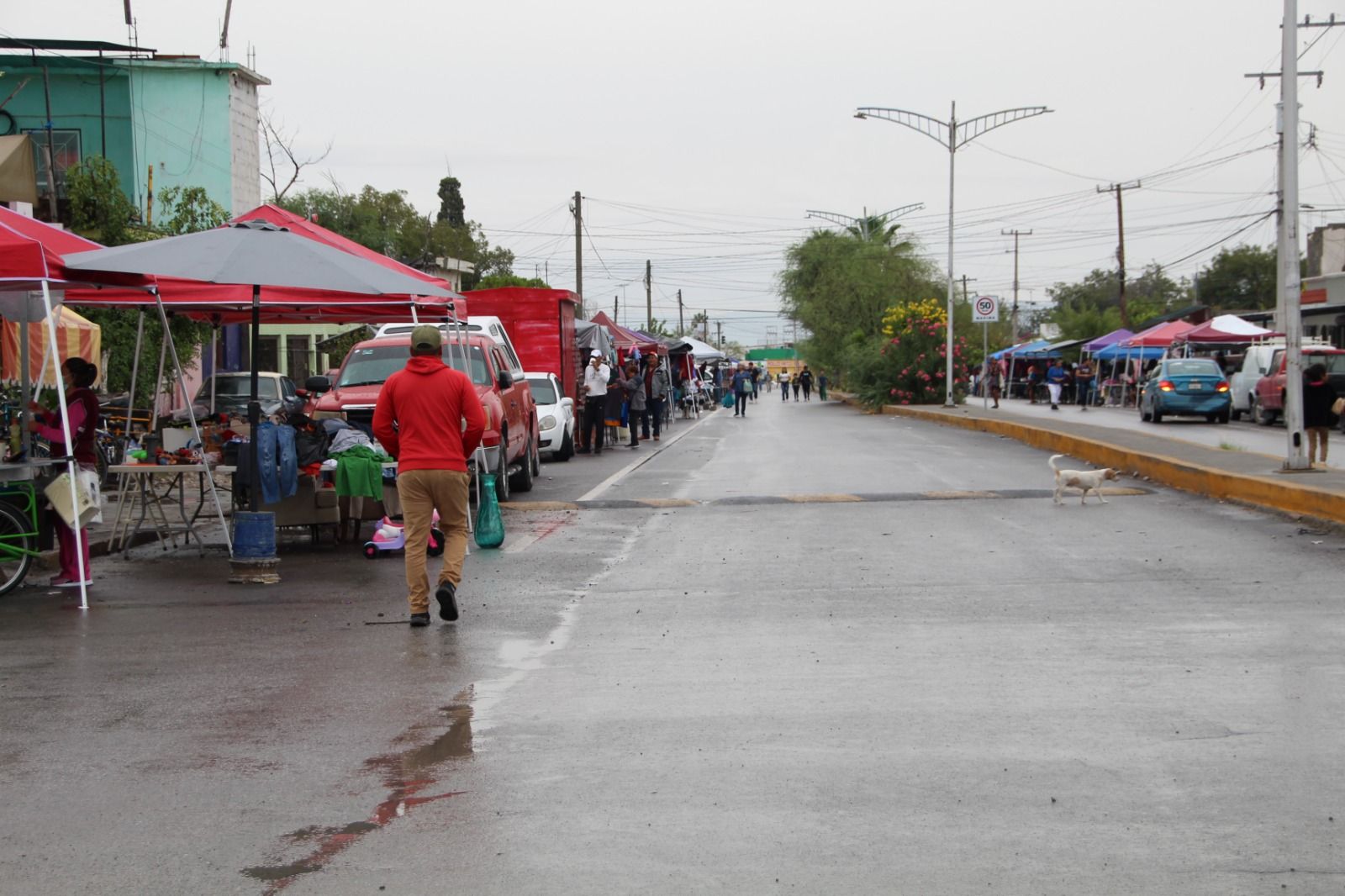 Denuncia venta de dulces caducados
